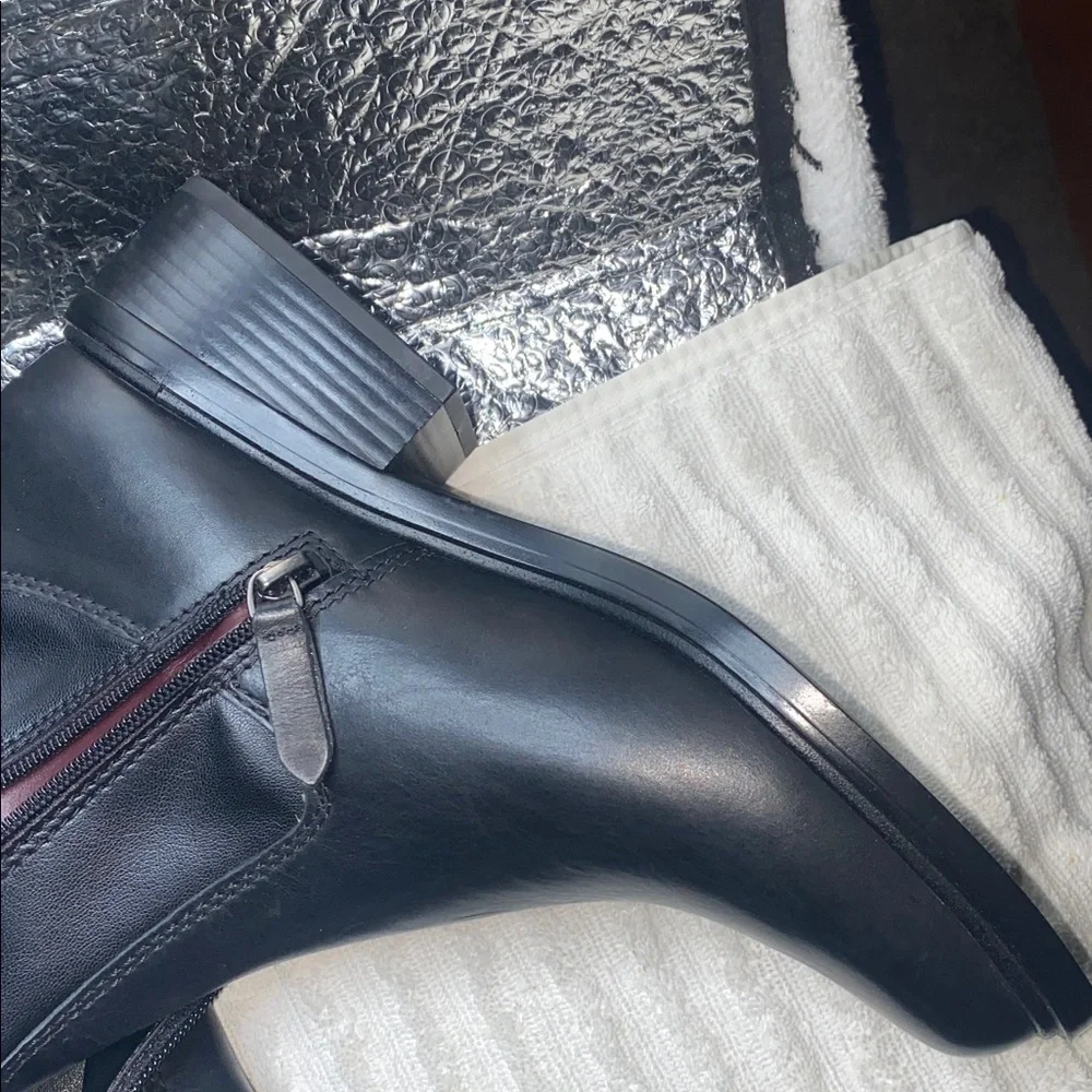 Franco Sarto Men's Black Leather Chukka Boots with Side Zip